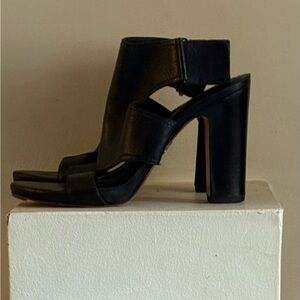 Black High Heel Sandals
